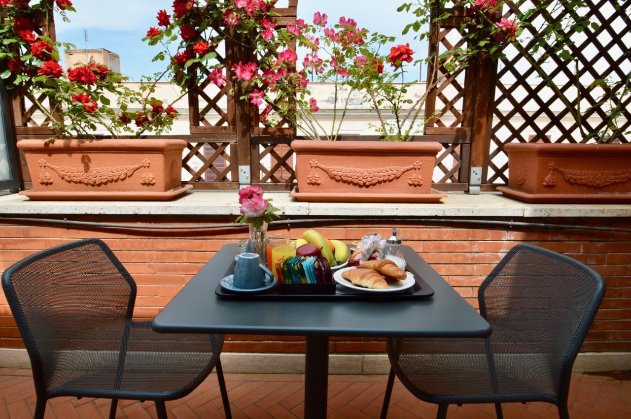 Montecarlo 3* Rome